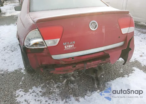 2011 Mercury Milan z USA, uszkodzony, nr VIN 3MEHM0HA5BR601782